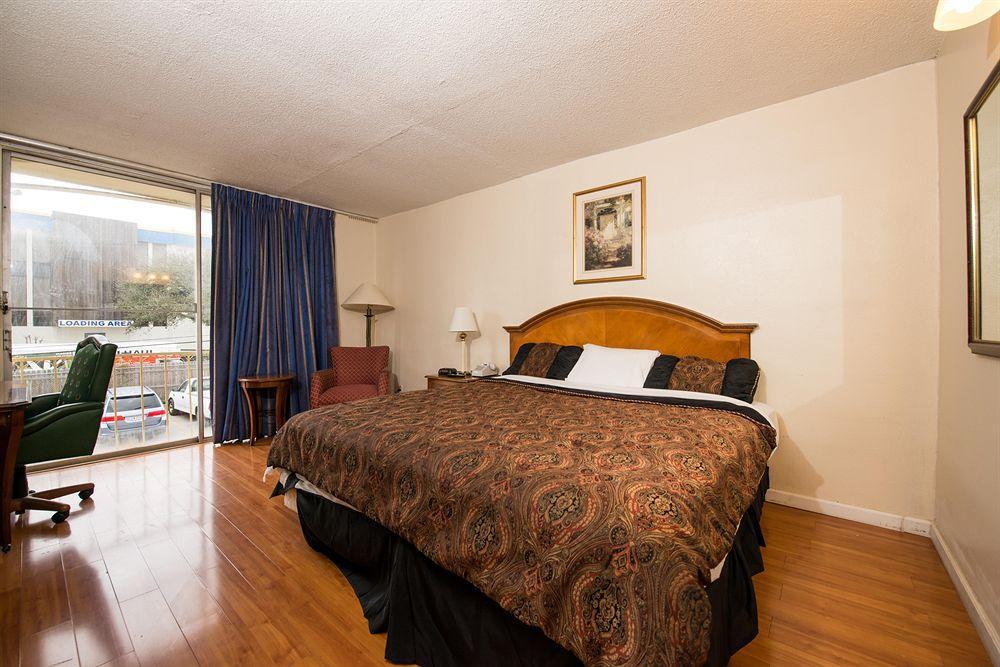 Western Inn Хьюстон Экстерьер фото