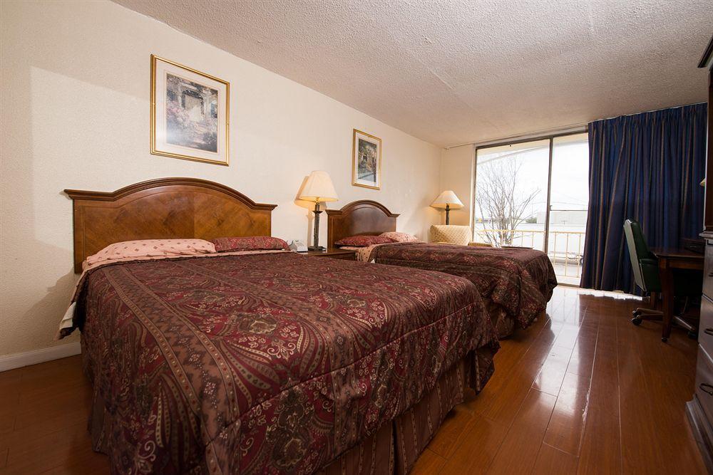 Western Inn Хьюстон Экстерьер фото